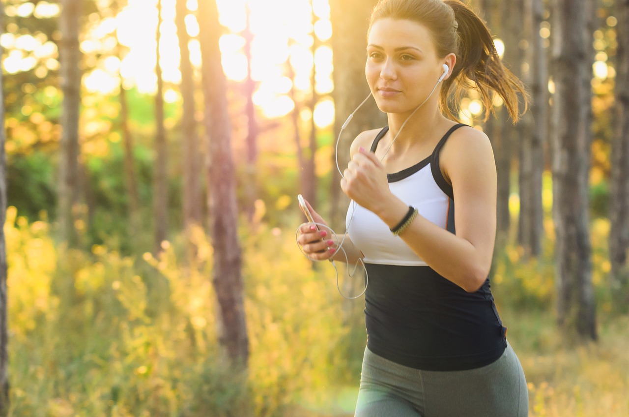 Medytacja w ruchu: Jak jogging poprawia twój stan umysłu